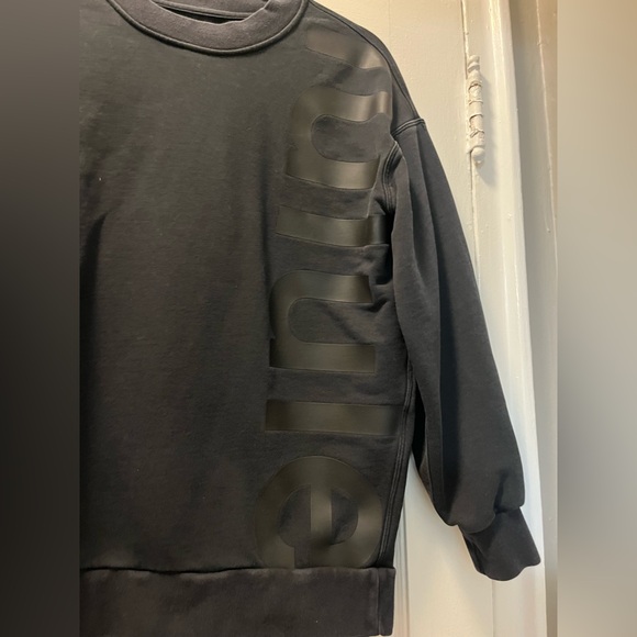 Lululemon Graphic Perfectly Oversized Crew - Picture 4 of 6